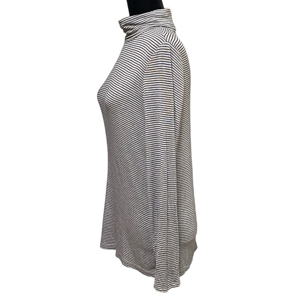 Tahari Gray Black Stripe Soft Stretch Turtleneck Long Sleeve Shirt Small - Picture 3 of 7